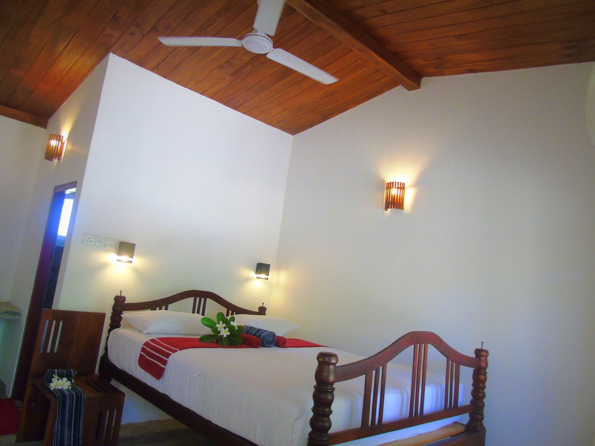 Talalla Coconut Hotel Экстерьер фото